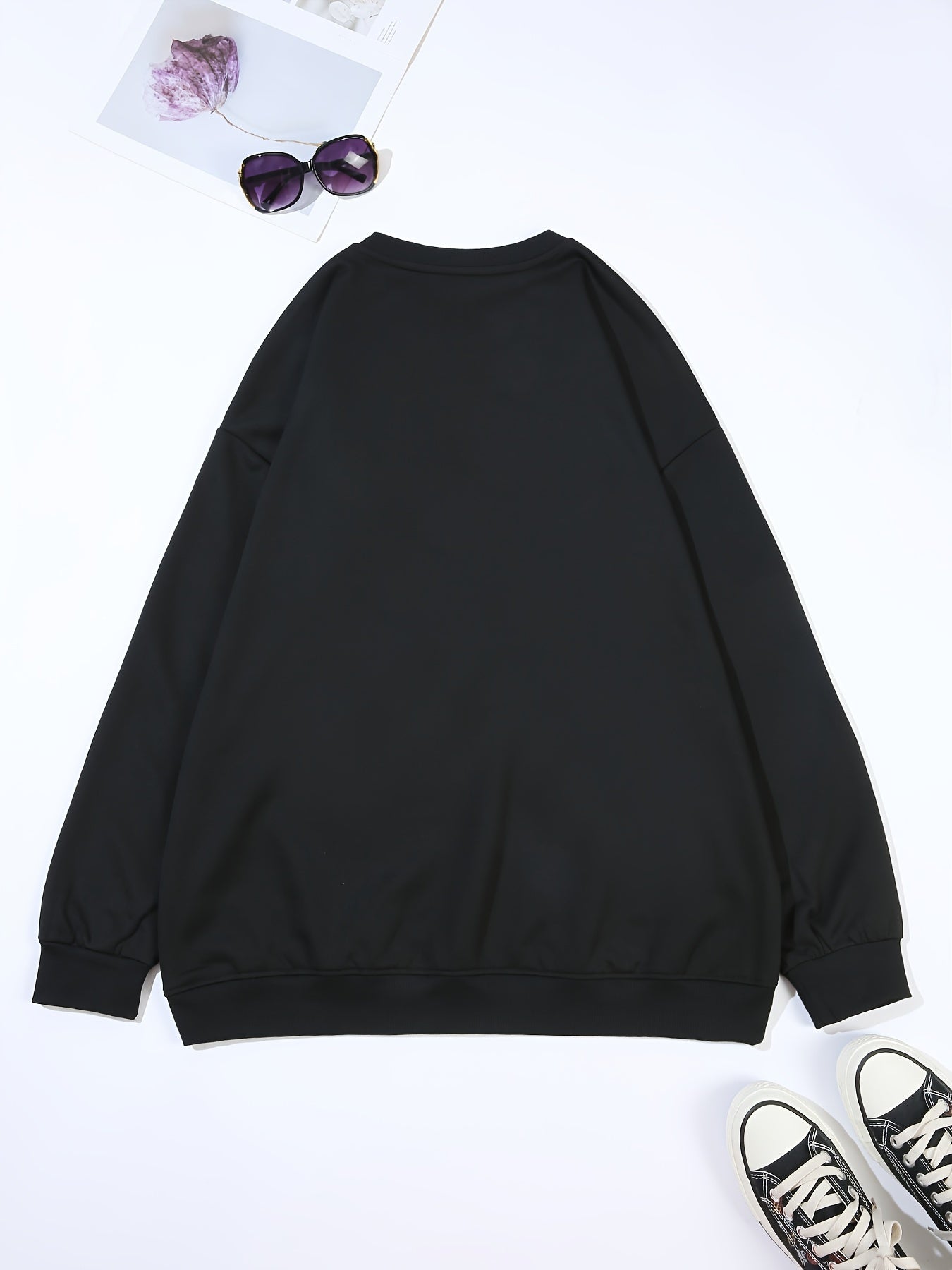 Stylish Plus Size Letter Print Crew Neck Pullover Sweatshirt - Women's Plus Size Clothing for Fall & Winter - Soft, Casual, Long Sleeve, Comfortable, and Cozy Fleece Sweatshirt for Curvy Women