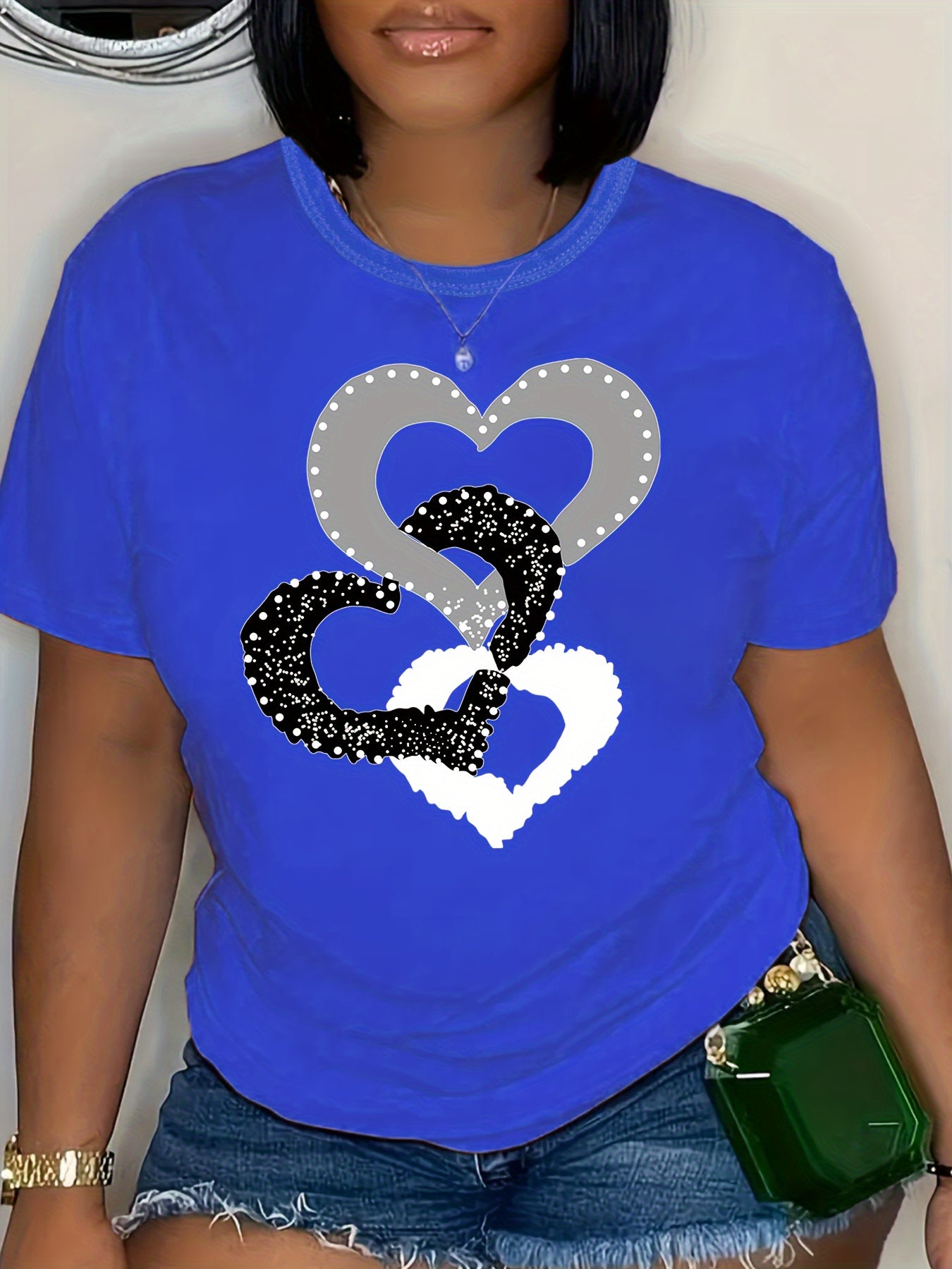 Plus Size Heart Print T-Shirt, Casual Crew Neck Short Sleeve T-Shirt, Women's Plus Size Clothing