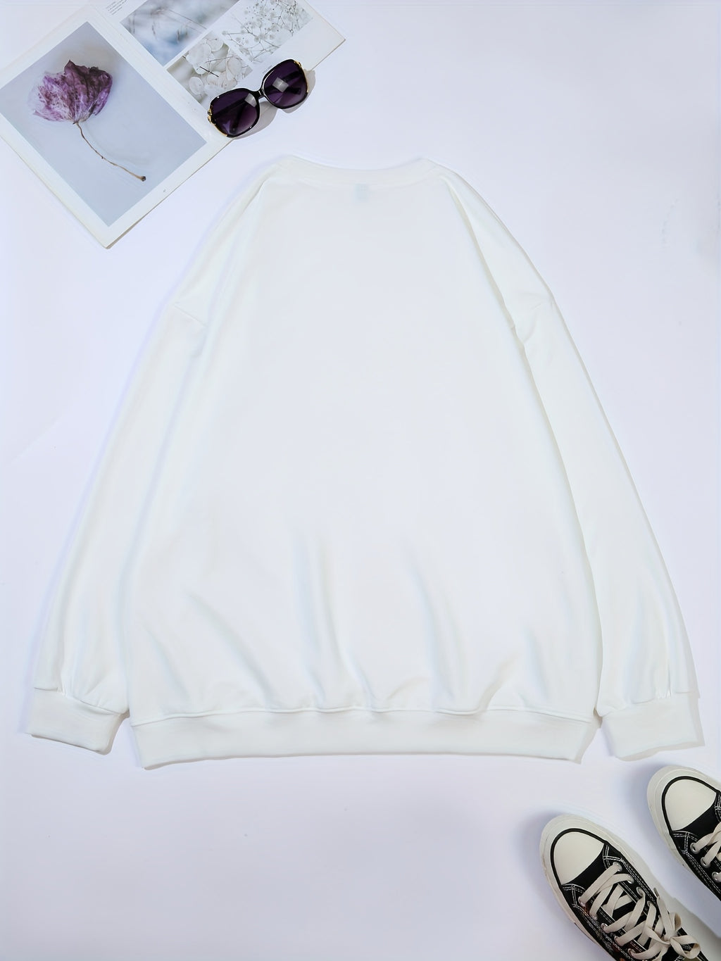 Cozy Plus Size Letter Print Crew Neck Pullover Sweatshirt - Women's Plus Size Clothing for Fall & Winter - Soft, Long Sleeve, Casual, Comfortable, and Stylish
