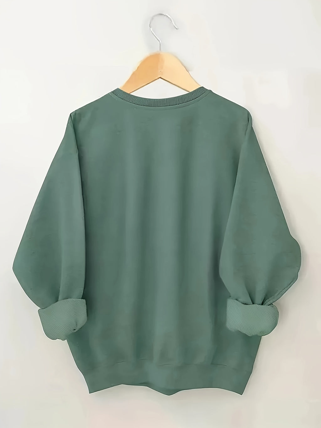 Cozy Plus Size Letter Print Crew Neck Pullover Sweatshirt - Women's Plus Size Clothing for Fall & Winter - Soft, Long Sleeve, Casual, Comfortable, and Stylish
