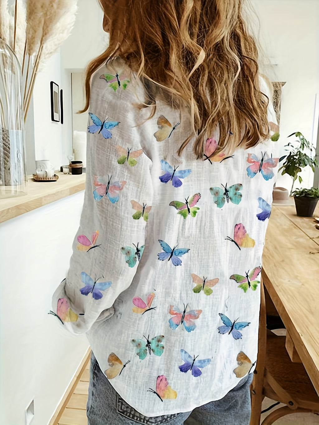 Plus Size Butterfly Print Shirt, Casual Long Sleeve Button Front Shirt For Spring, Women's Plus Size Clothing