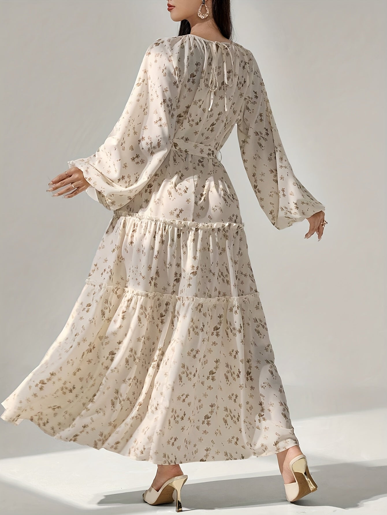 1pc Elegant Floral Print Long Sleeve Tiered Maxi Dress for Women - Polyester Crew Neck Pendulum Dress with Ditsy Flower Pattern, Woven Spring/Fall Casual Gown
