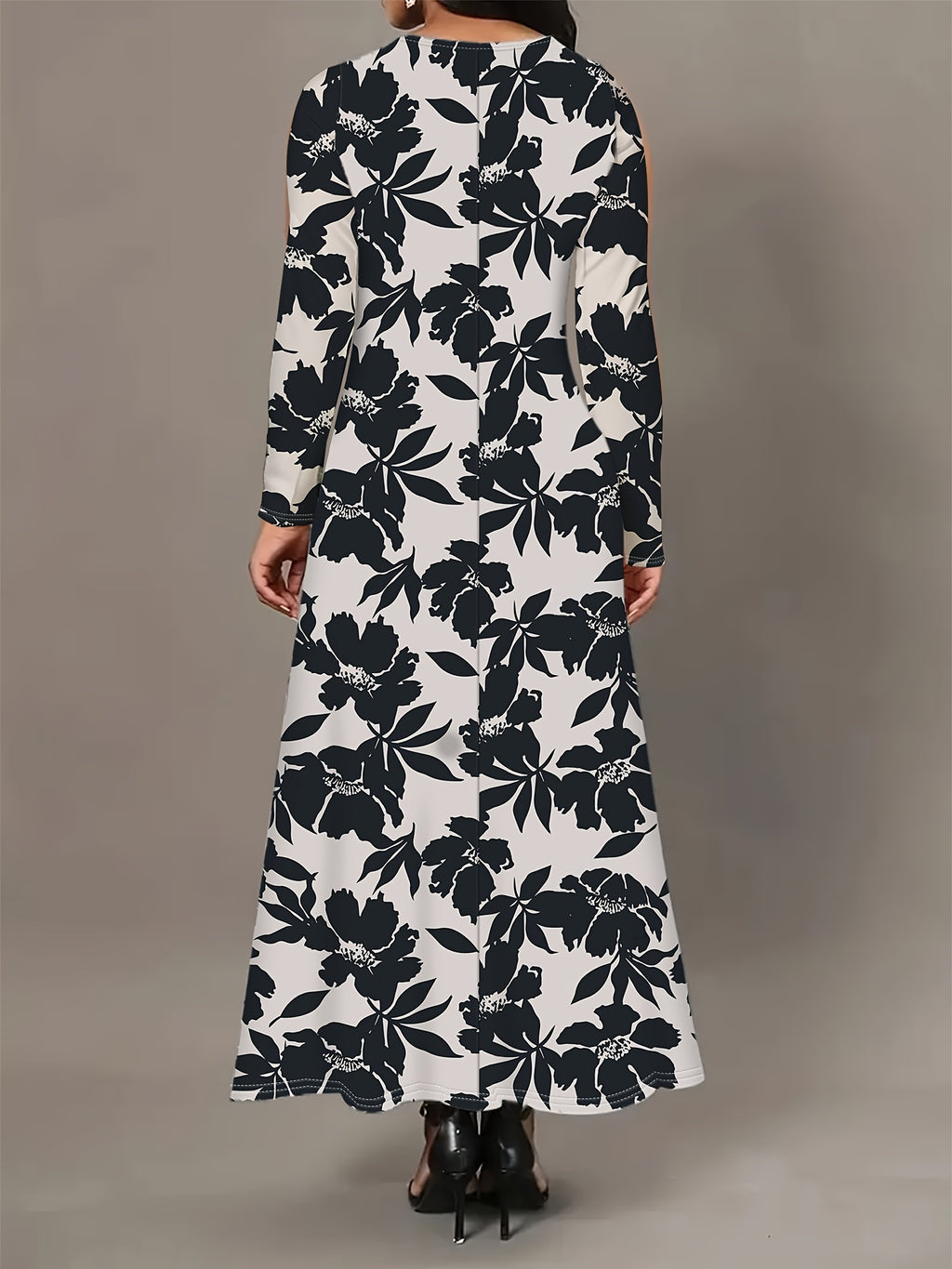 Stylish Women's Long Sleeve Maxi Dress with Pockets - Elegant Leopard Print, Crew Neck, Stretchy Polyester Blend for Fall/Winter