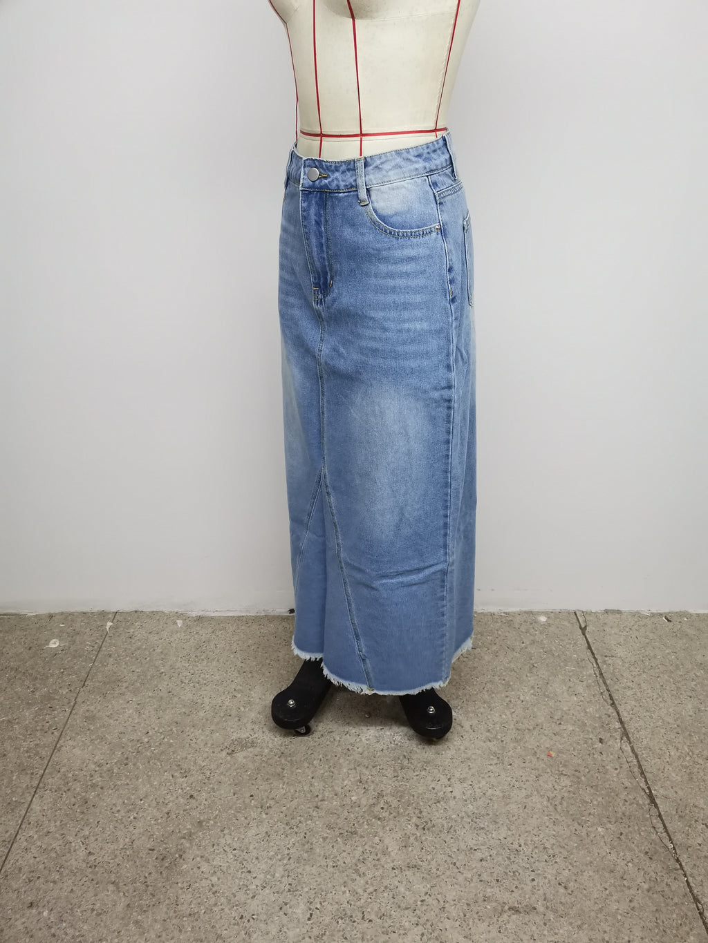 Raw Hem Slash Pocket Maxi Denim Skirt, Plain Washed Blue Whiskering Denim Skirt, Women's Denim Jeans & Clothing