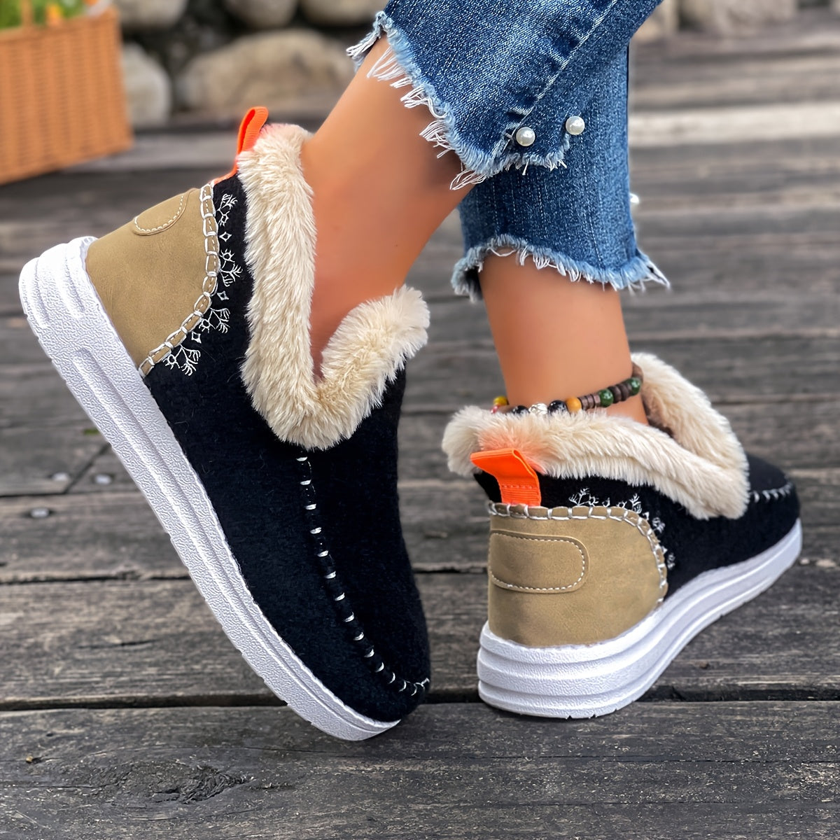Women'S  Cozy Plush Slip-On Snow Boots with Soft Rubber Sole - Lightweight Warm Winter Boots with Cushioned Insole, Round Toe & Arch Support, Casual Outdoor Shoes for Cold Weather, Black & Brown (Canvas Lining) - Ide