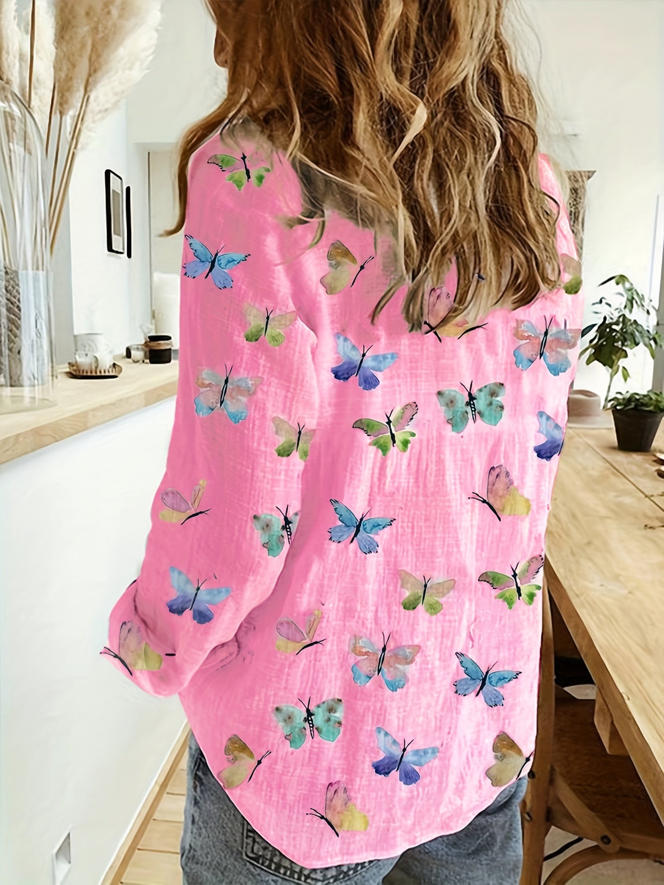 Plus Size Butterfly Print Shirt, Casual Long Sleeve Button Front Shirt For Spring, Women's Plus Size Clothing