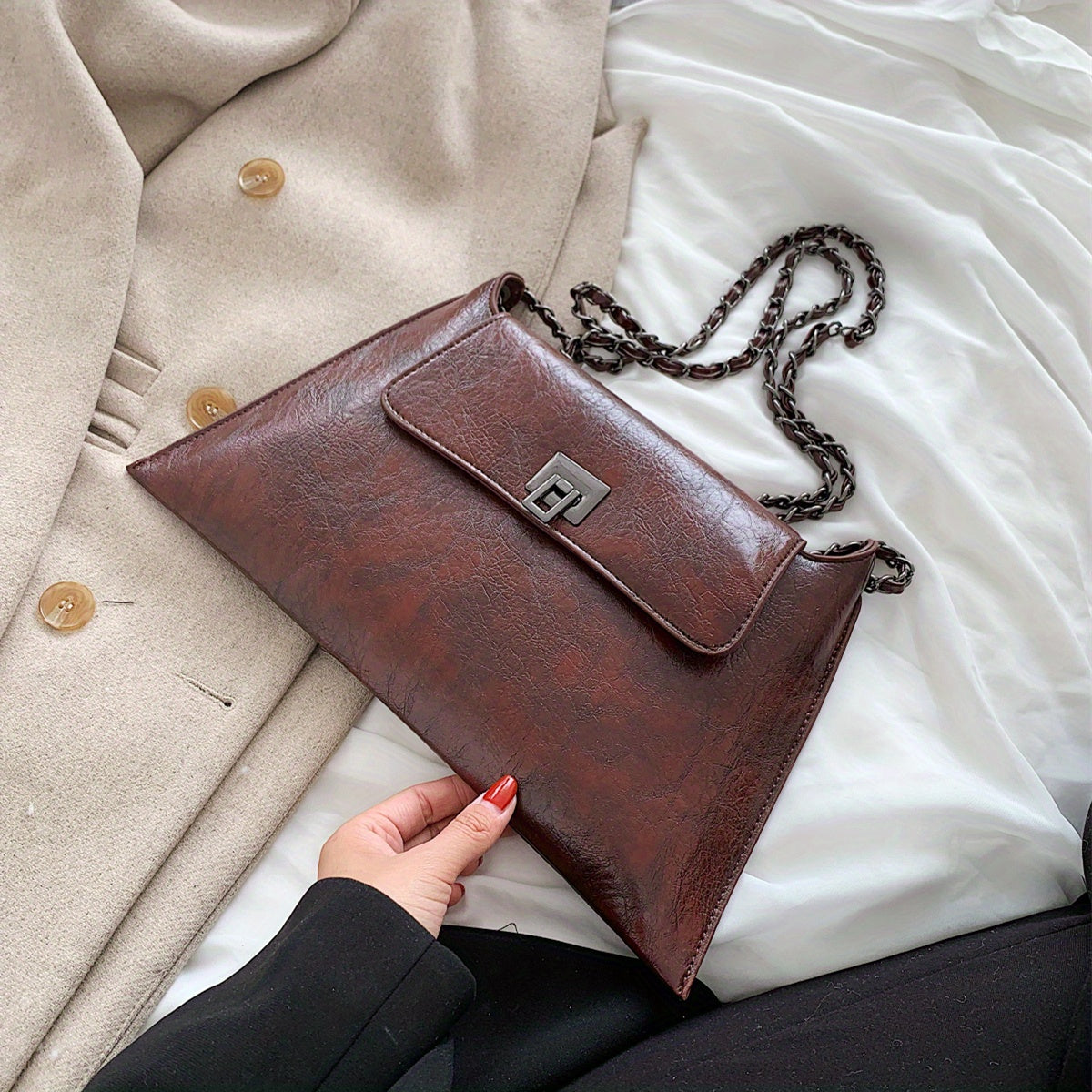 Vintage Glam Metal Chain Baguette Bag - Chic Underarm Purse with Premium Faux Leather Texture and Timeless Chain Strap - Versatile Fashion Accessory