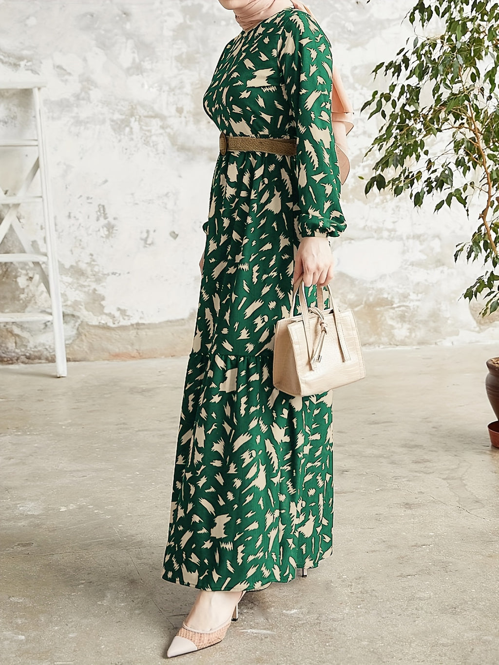 Vibrant Color Block Maxi Dress - Elastic Polyester Crew Neck Modest Dress with Belt, Machine Washable, Random Print, Woven Fabric, Perfect for Spring & Fall, Middle East Style Womens Clothing