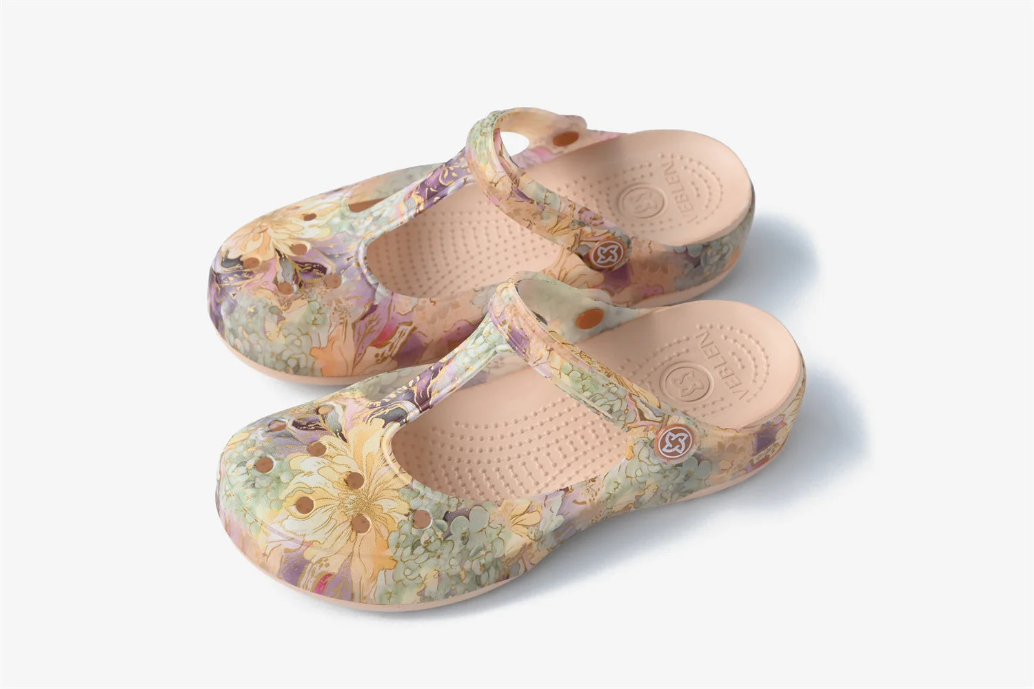 Women's Clogs Beach Sandals EVA Hollow Garden Shoes Hole Slippers Sneakers Water Shoes Slip on Foam Runner