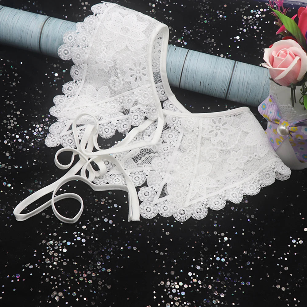 Fashion Front Tie White O-Neck Detachable Embroidery Flower Fake Collar