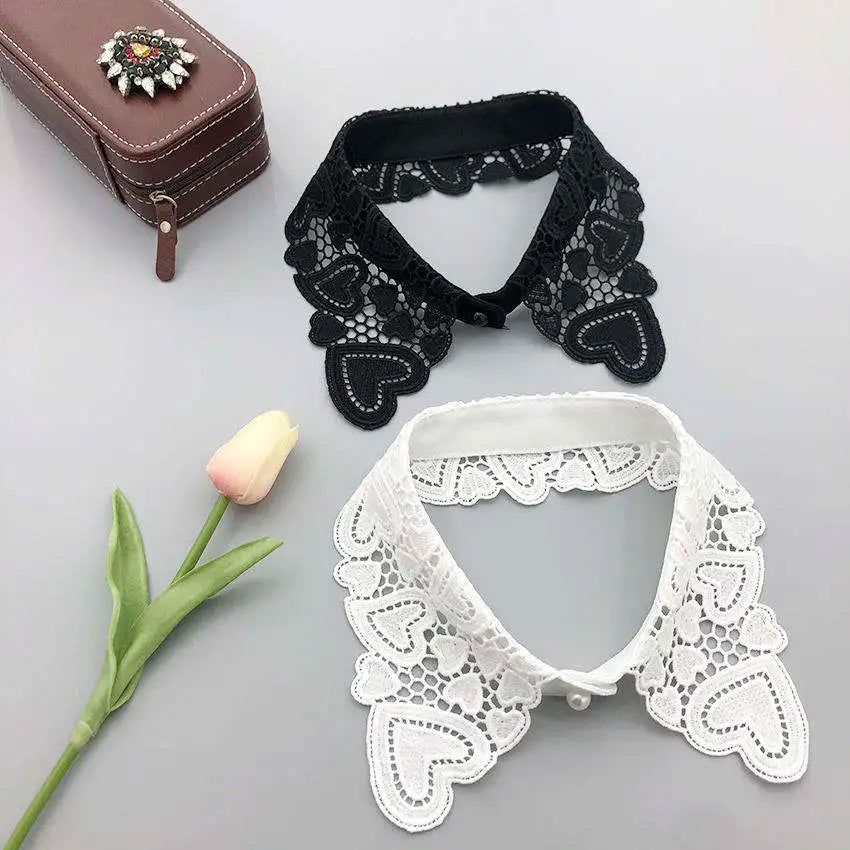 White Detachable Fake Collar Design for Apparel