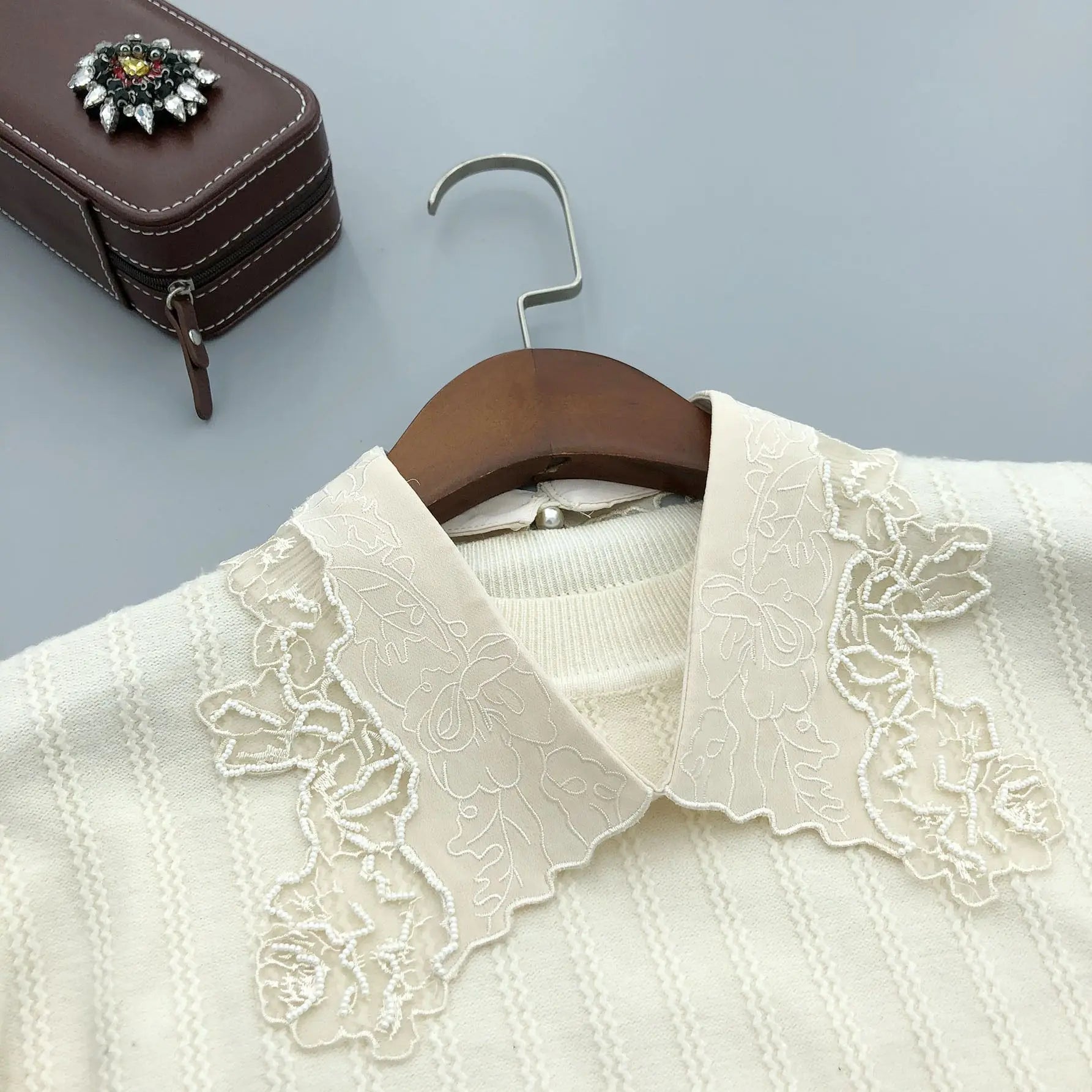Detachable Lace Embroidered Fake Collar Beaded Floral Choker Neckline Decoration for Women Girls Wedding Accessory