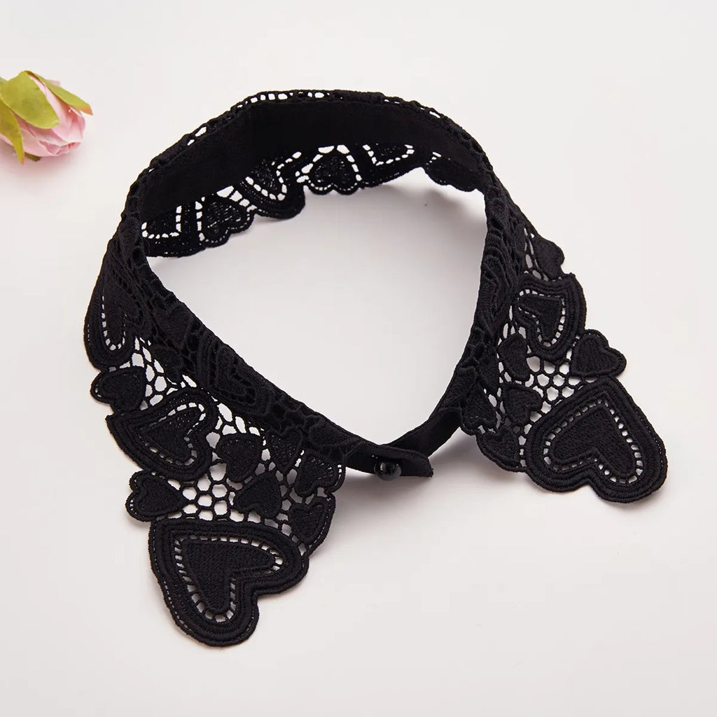 White Detachable Fake Collar Design for Apparel