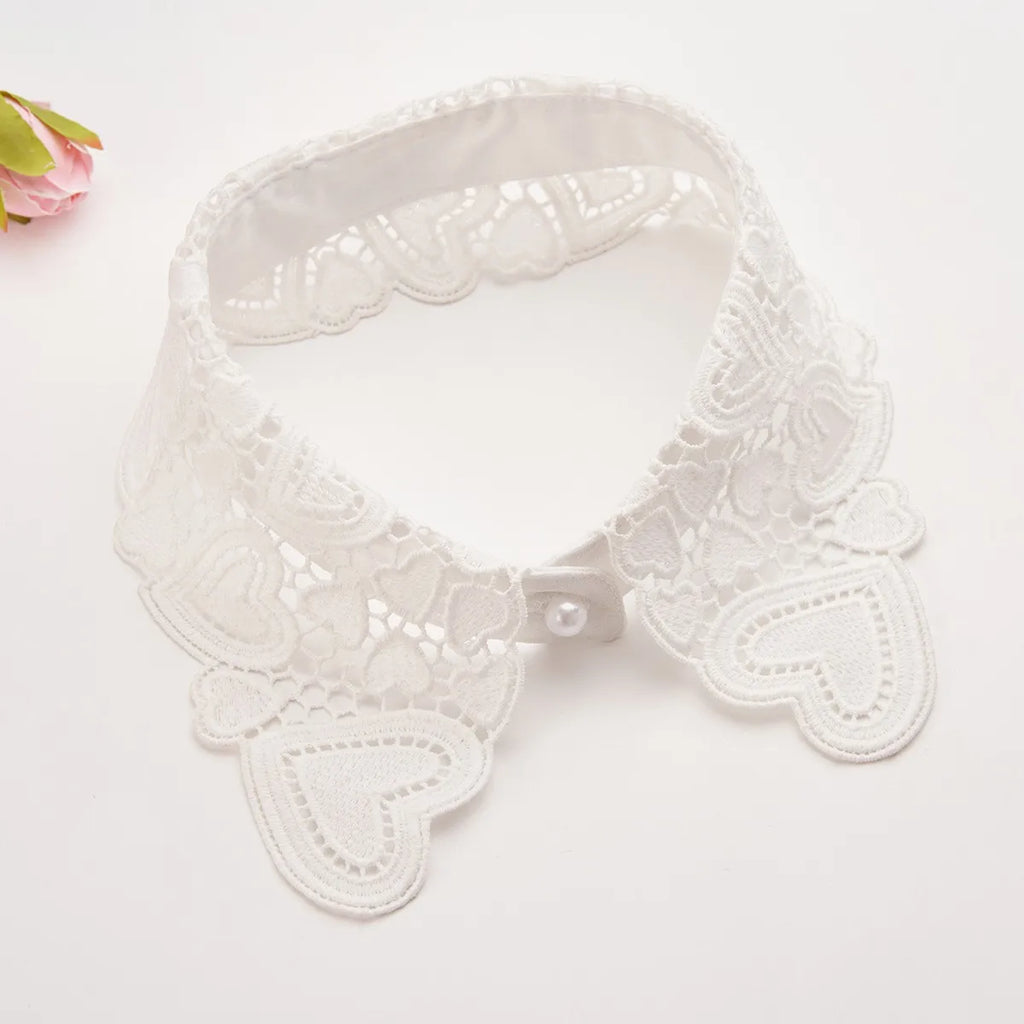 White Detachable Fake Collar Design for Apparel