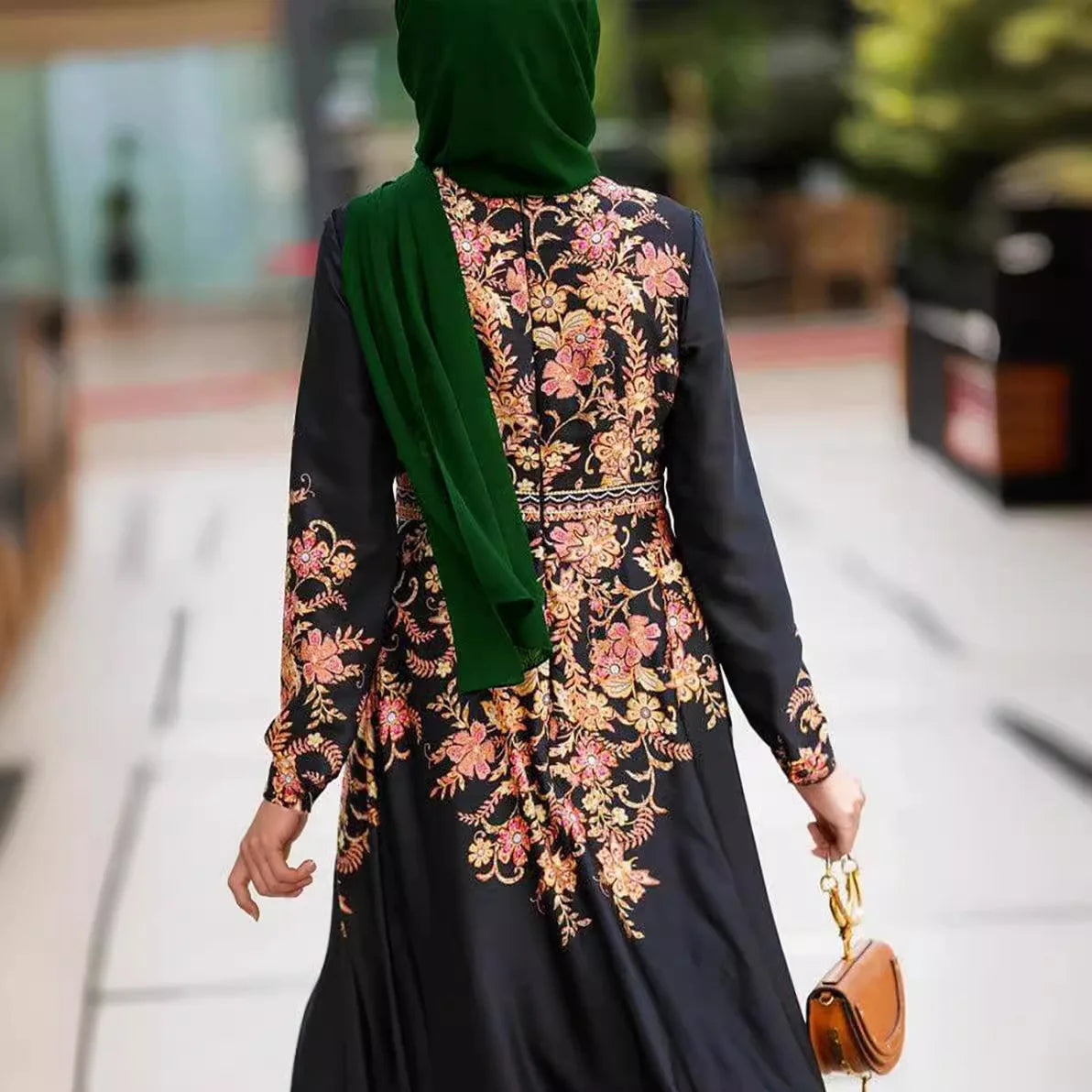 M255# Winter Adults Muslim Women's Black Floral Maxi Dress Polyester Abaya Middle East Long Dress Positioning Flower Design