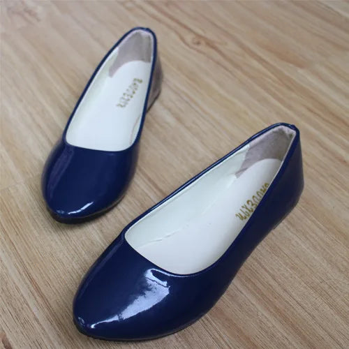 Women's Fashion Patent Leather Smooth Glossy Casual Shoes Pointed Solid Colour Retro Women Walking Shoes Anti-slip Ladies Shoes