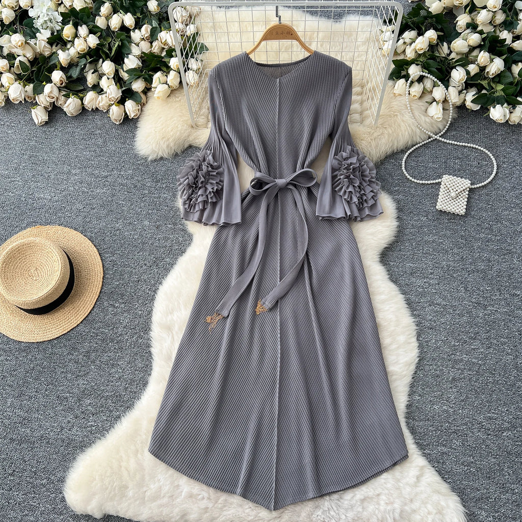 Spring Tunic Bandage Pleated Midi Dress For Women Flare Sleeve Empire 3D Lace Dress