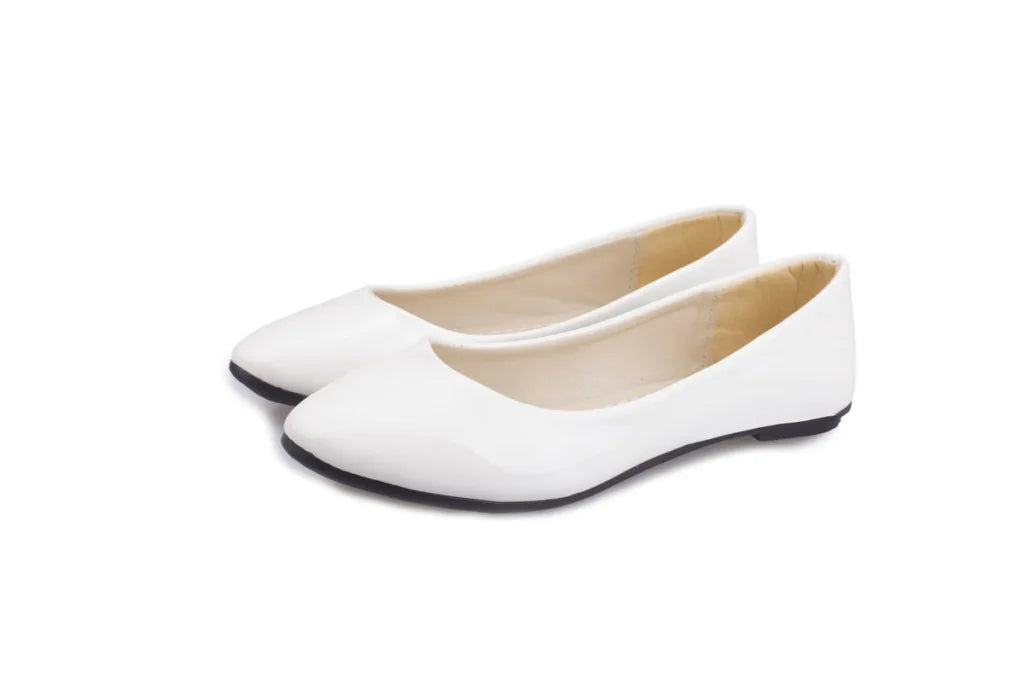 Women's Fashion Patent Leather Smooth Glossy Casual Shoes Pointed Solid Colour Retro Women Walking Shoes Anti-slip Ladies Shoes