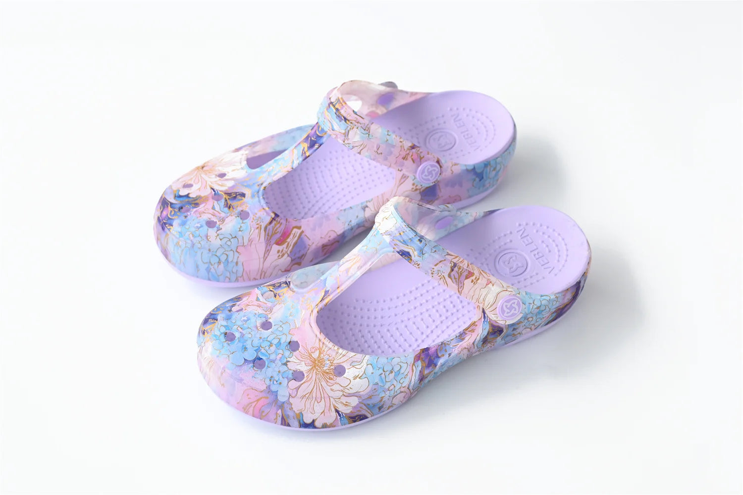 Women's Clogs Beach Sandals EVA Hollow Garden Shoes Hole Slippers Sneakers Water Shoes Slip on Foam Runner