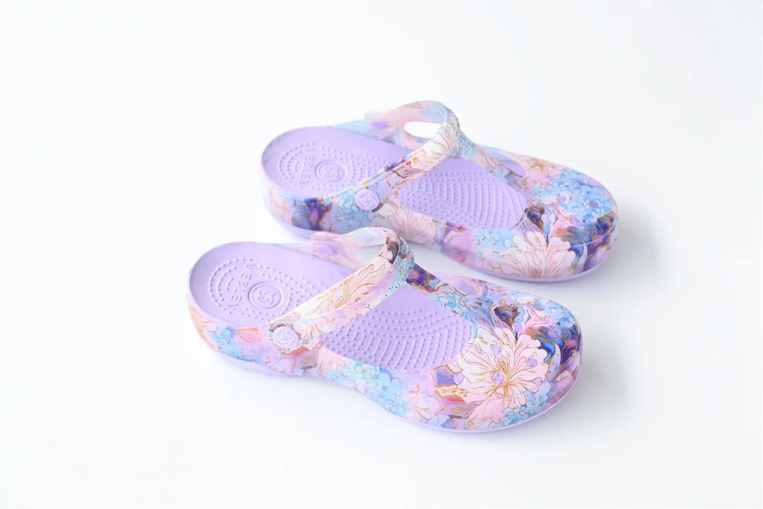 Women's Clogs Beach Sandals EVA Hollow Garden Shoes Hole Slippers Sneakers Water Shoes Slip on Foam Runner