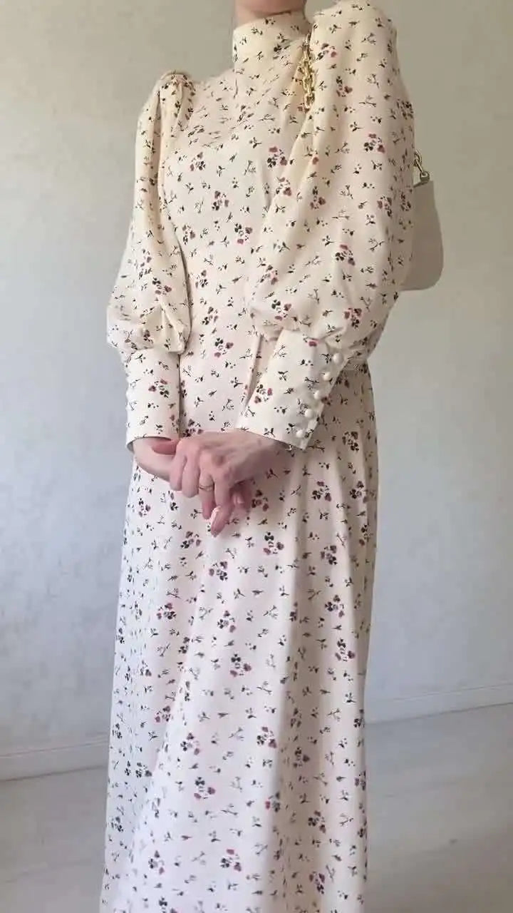 2024 Wholesale Loose Lace up Fragmented Flower Dress Long Sleeved Slim Fit A-Line Dress Dubai Abaya Casual Maxi Dress