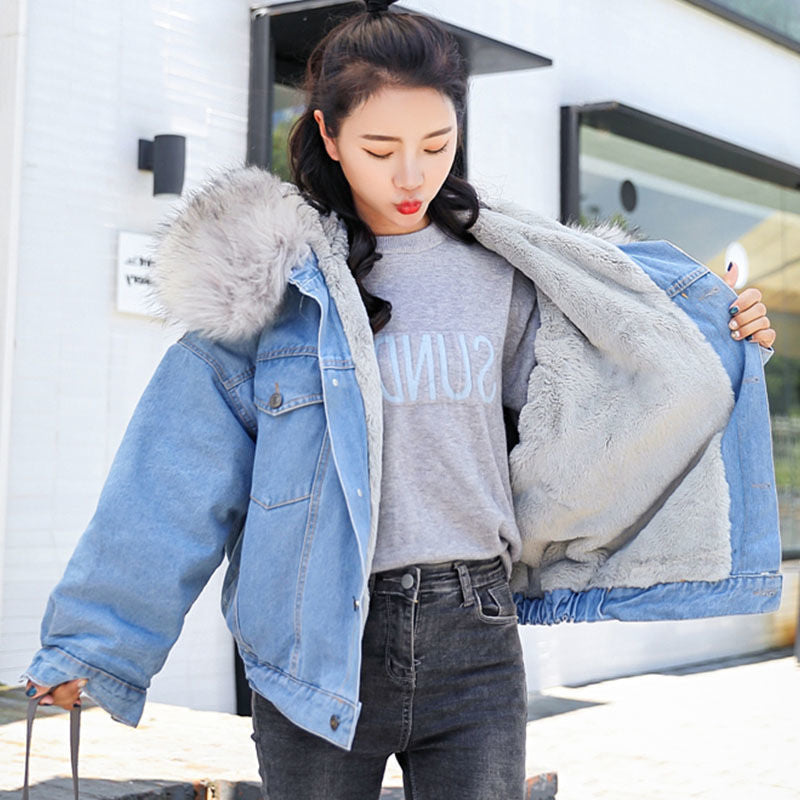 2026 Autumn/Winter New Korean Style Fleece-Lined Thick Harajuku Lamb Wool Denim Jacket for Women with Large Fur Collar Versatile Cotton Coat