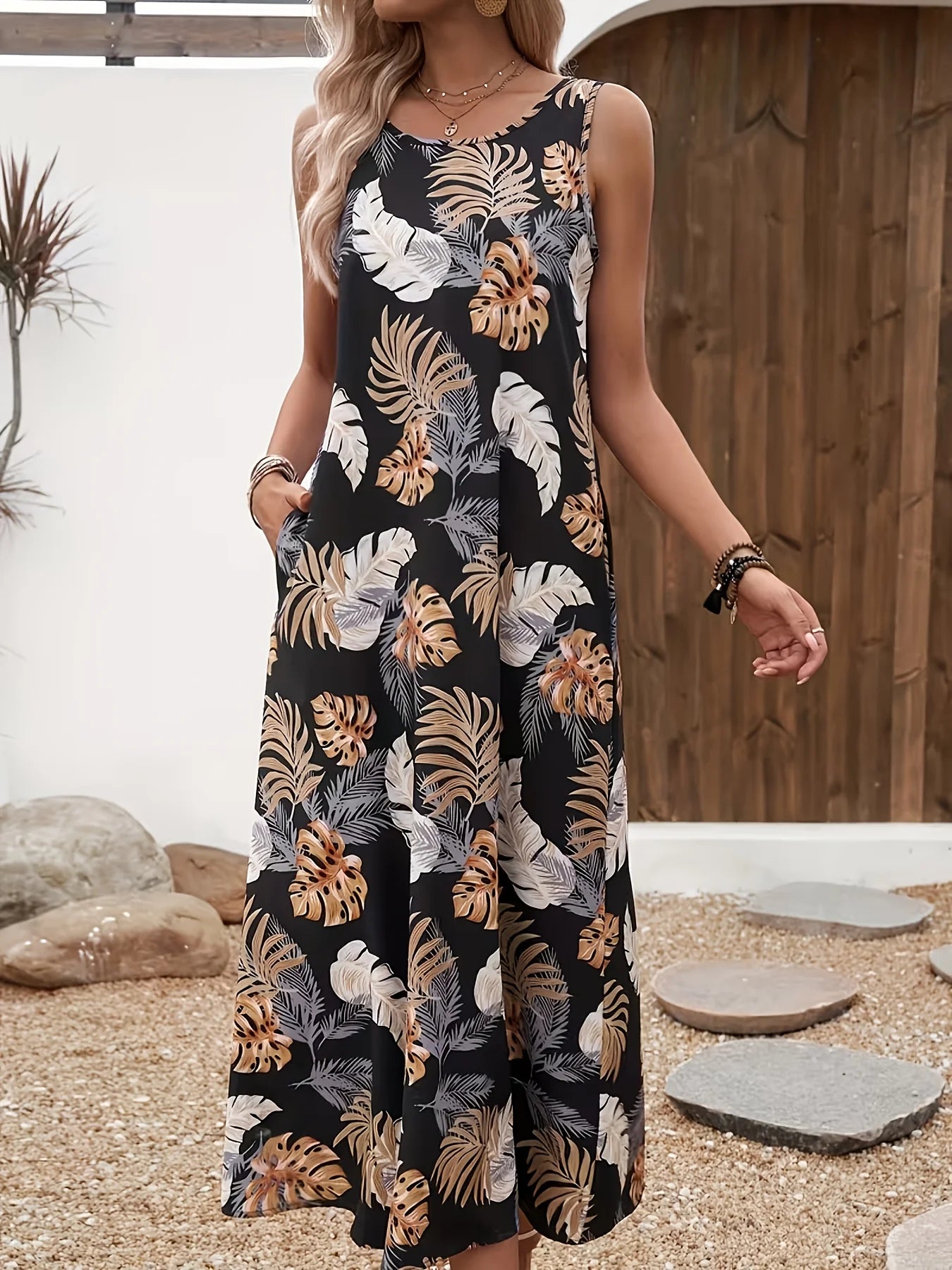 Elegant Sleeveless Midi Dress with Floral Pattern for Casual And Wear Suitable for Leisure And Sports Activities