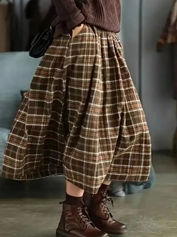 Plus-Size Elegant Skirt with Pockets, Elastic Waist, Artistic Retro Brushed Cotton Plaid A-Line Skirt