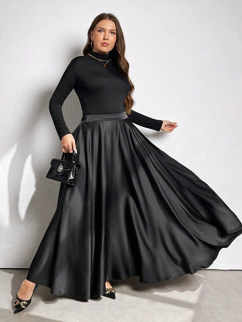 Plus-Size Women's Elegant Solid Color Flared Skirt, Elastic Waist at the Back, with Pockets, Suitable for All Seasons