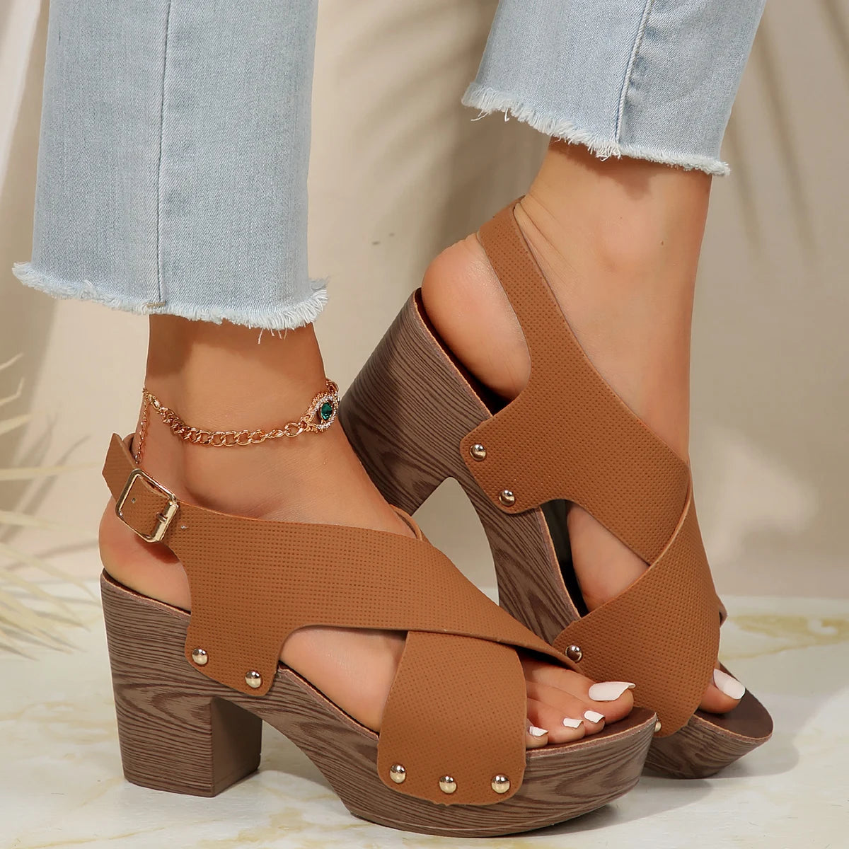 2024 New Women Sandal Platform Heeled Shoes Slingback Shoes Peep Toe Chunky Heel Studded Platform Sandals Shoes for Women