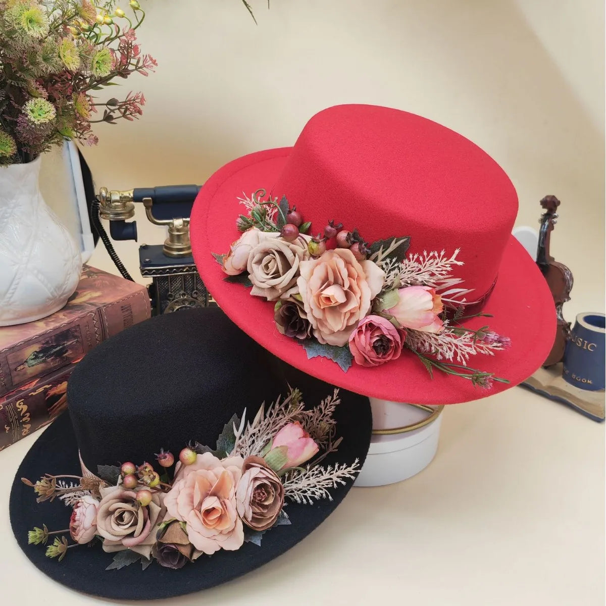 Fedora Hats Women's Flower flat cap Fashion Autumn Winter Warm Flat Top Basin Hats British Vintage Top Hats