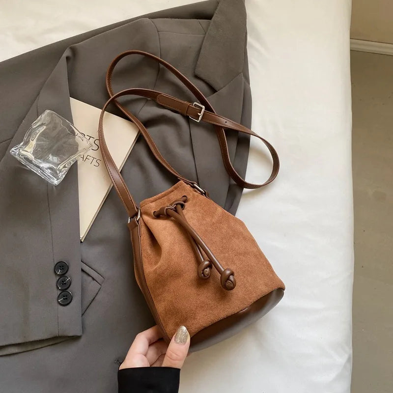 1pcs Women's Shoulder Bag Women's Crossbody Bag Mobile Phone Bag Drawstring Small Shoulder Bags Stylish Shoulder Bags Purse