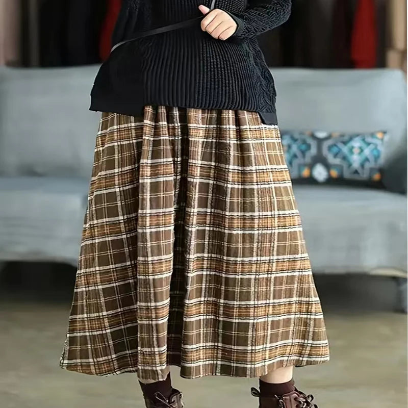 Plus-Size Elegant Skirt with Pockets, Elastic Waist, Artistic Retro Brushed Cotton Plaid A-Line Skirt