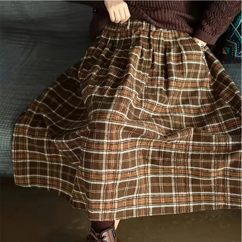 Plus-Size Elegant Skirt with Pockets, Elastic Waist, Artistic Retro Brushed Cotton Plaid A-Line Skirt