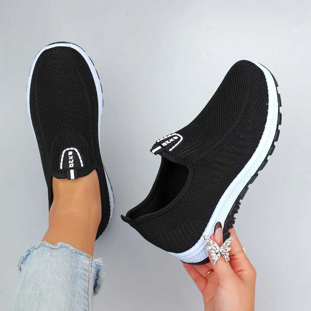Spring Women's Comfortable, Breathable, Lightweight and Wear-Resistant Casual Shoes with Soft Soles for Lazy People to Step on