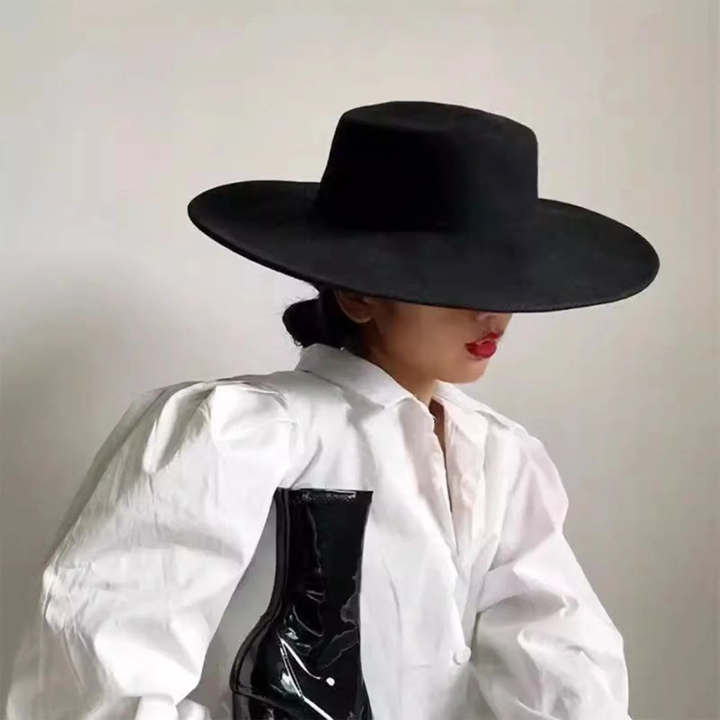Women'S Black Felt Hat Flat Top Jazz Hat Vintage Wide Brim Cap Hepburn Style French Classic Elegant Fashion Accessory