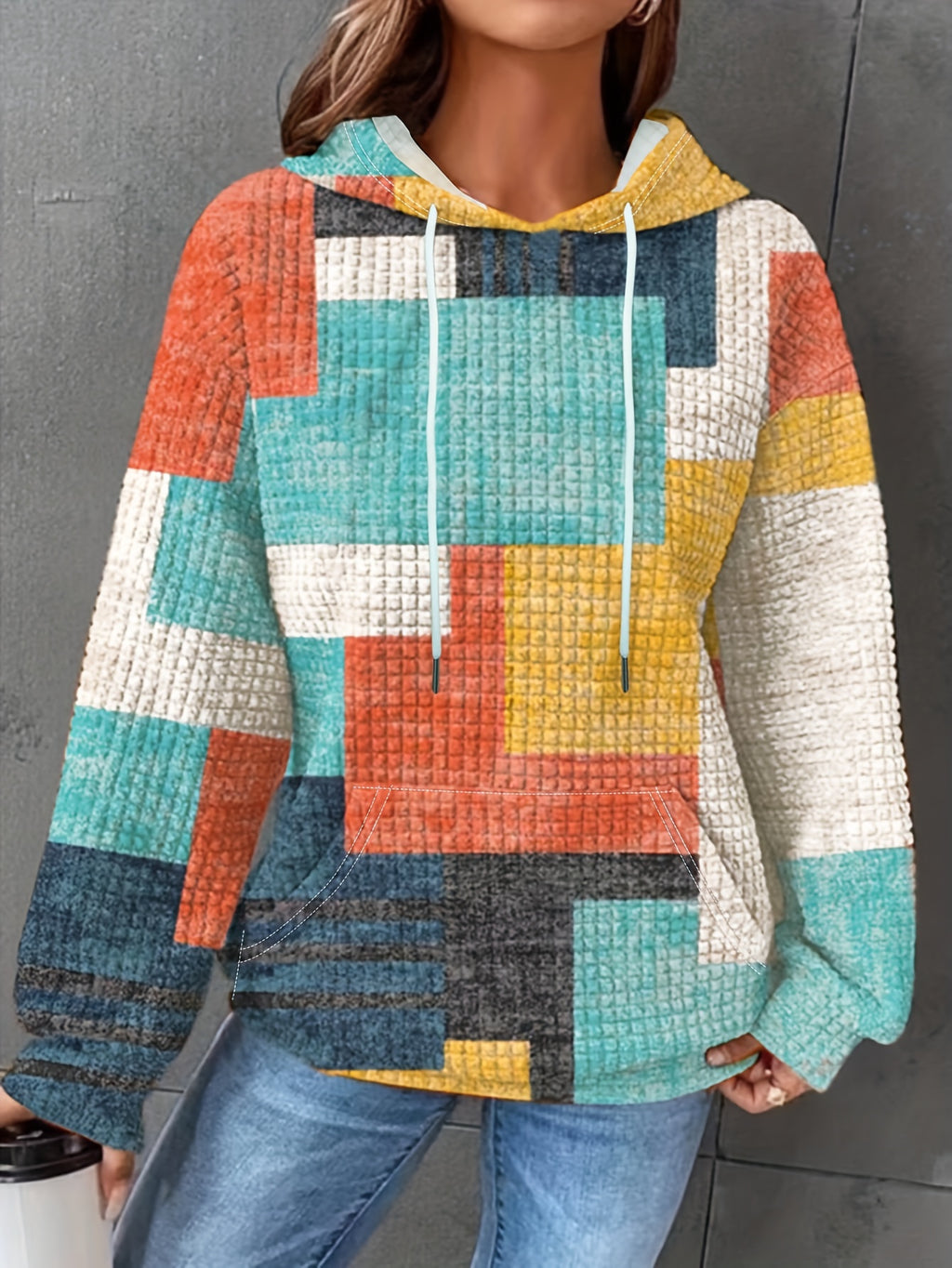 Plus Size Geo Print Hoodie - Stylish Casual Wear with Kangaroo Pocket, Drawstring, Long Sleeve, and Hooded Design - Soft, Cozy, and Versatile Women's Plus Size Clothing for Everyday Wear