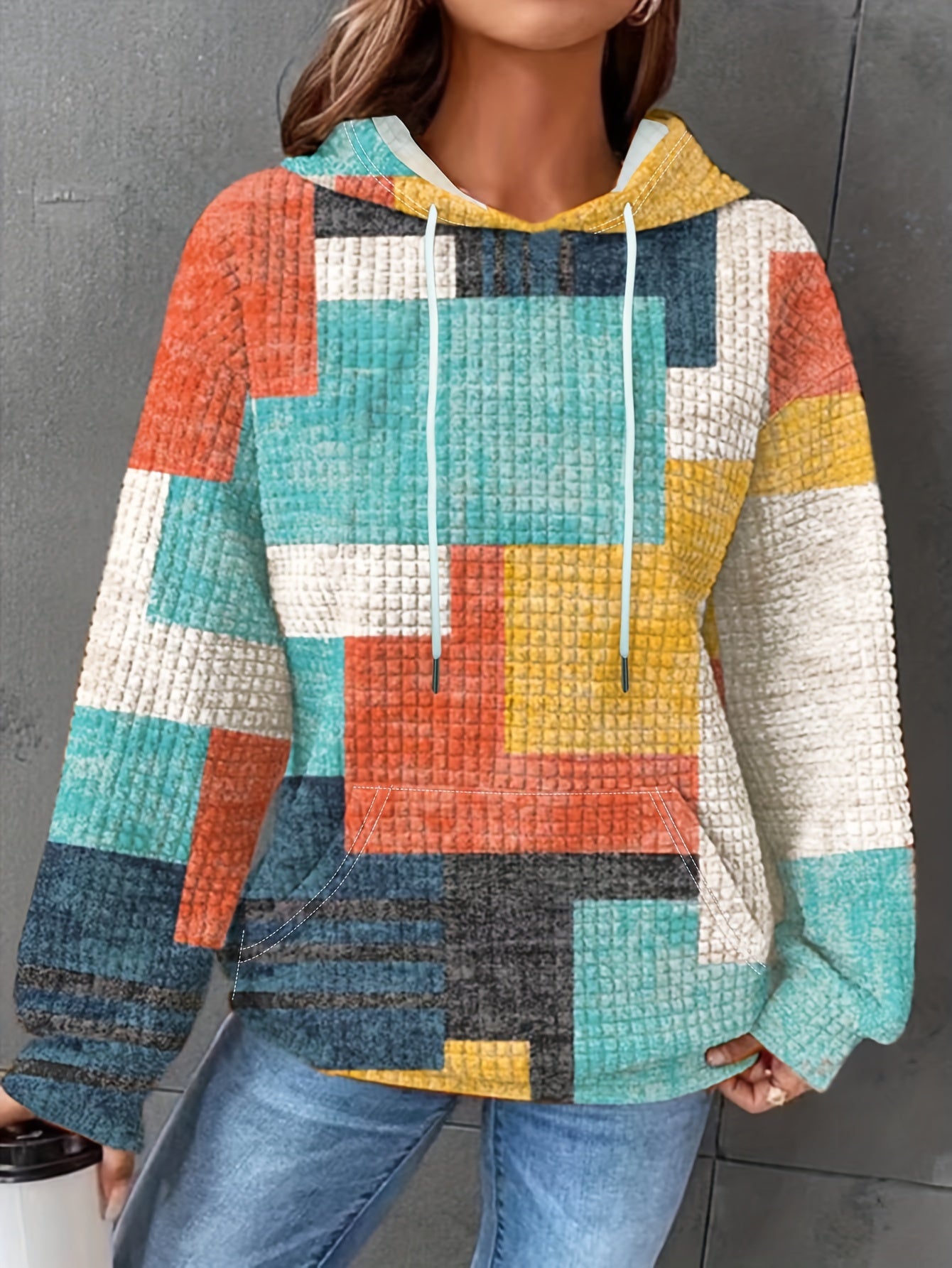 Plus Size Geo Print Hoodie - Stylish Casual Wear with Kangaroo Pocket, Drawstring, Long Sleeve, and Hooded Design - Soft, Cozy, and Versatile Women's Plus Size Clothing for Everyday Wear