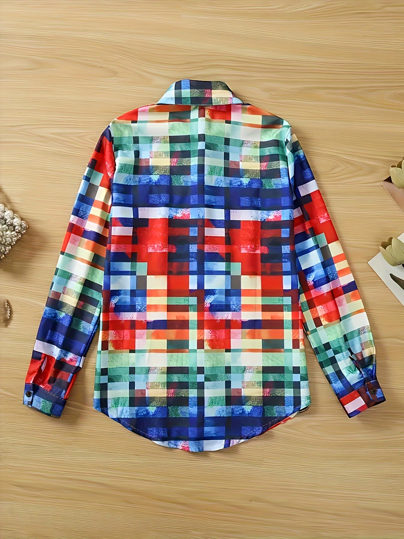 Plus Size Ombre Plaid Button Front Shirt, Casual Flap Pocket Long Sleeve Shirt For Spring & Fall, Women's Plus Size Clothing