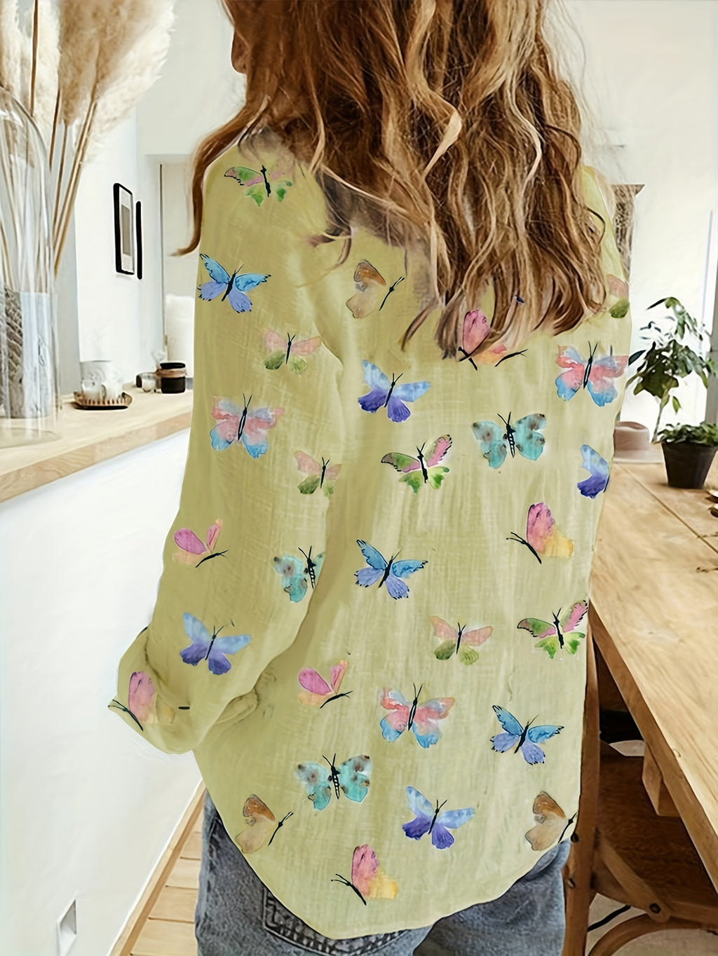 Plus Size Butterfly Print Shirt, Casual Long Sleeve Button Front Shirt For Spring, Women's Plus Size Clothing