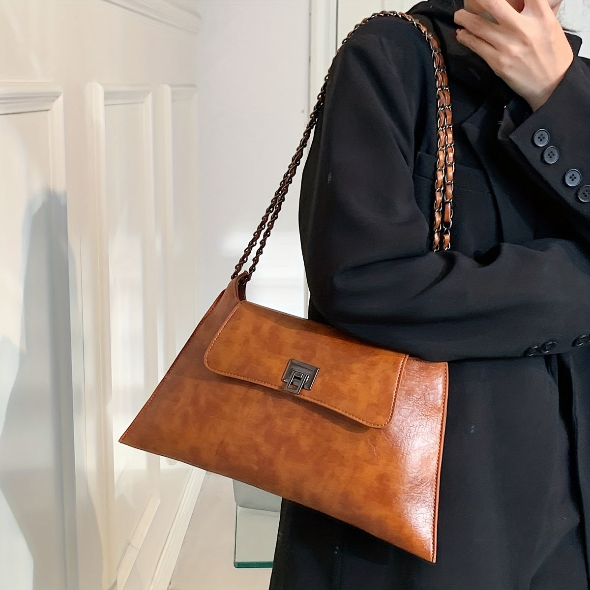 Vintage Glam Metal Chain Baguette Bag - Chic Underarm Purse with Premium Faux Leather Texture and Timeless Chain Strap - Versatile Fashion Accessory