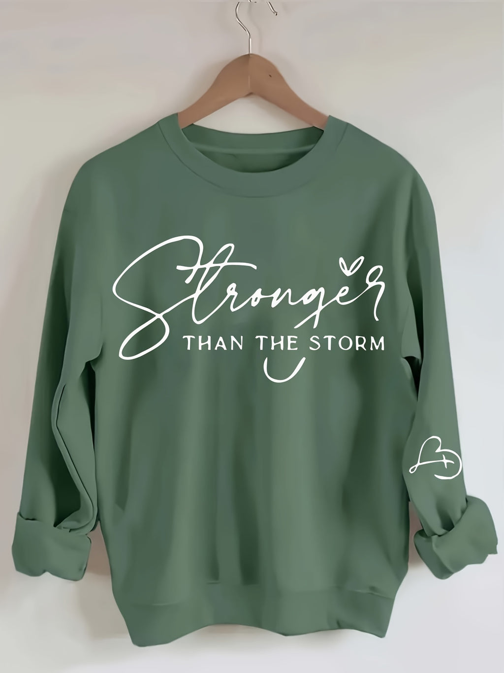 Stylish Plus Size Letter Print Crew Neck Pullover Sweatshirt - Women's Plus Size Clothing for Fall & Winter - Soft, Casual, Long Sleeve, Comfortable, and Cozy Fleece Sweatshirt for Curvy Women