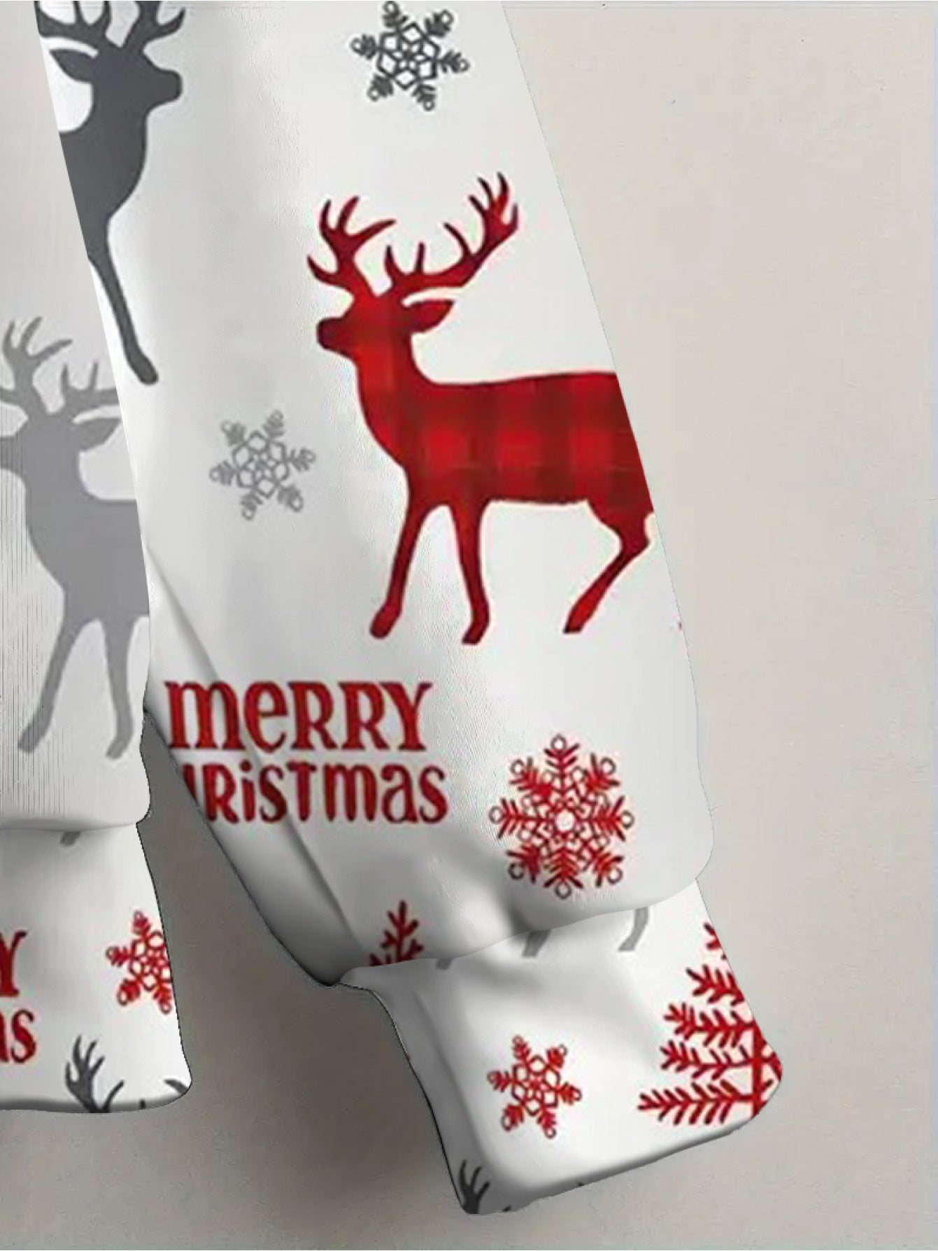 Women's Elegant Winter White & Red Christmas Jacket with Reindeer, Snowflakes & Tree Print - Full-Zip Hooded Coat, Full-Length Zipper Closure, Machine Washable Casual Outerwear for Holiday Parties, Christmas Outfits & Everyda