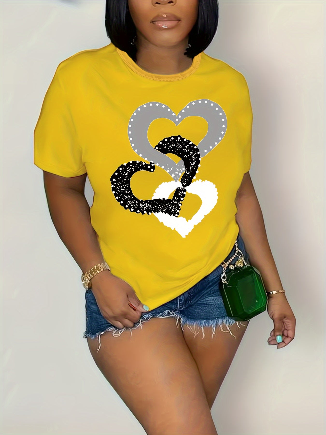 Plus Size Heart Print T-Shirt, Casual Crew Neck Short Sleeve T-Shirt, Women's Plus Size Clothing