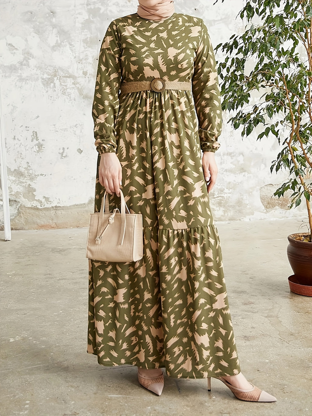 Vibrant Color Block Maxi Dress - Elastic Polyester Crew Neck Modest Dress with Belt, Machine Washable, Random Print, Woven Fabric, Perfect for Spring & Fall, Middle East Style Womens Clothing