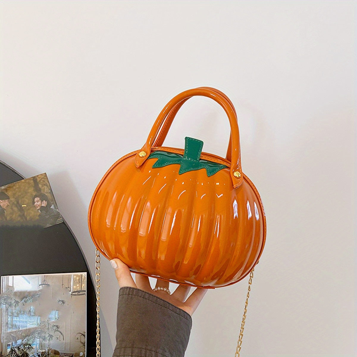 Pumpkin Shaped Satchel Novelty Crossbody Bag, PU Leather Creative Bag Purse, Fancy Versatile Fashion Halloween Candy Bag