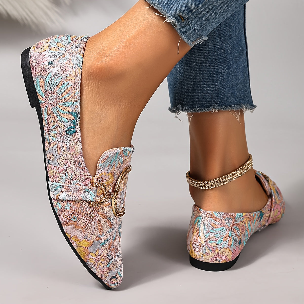 Light Blue & White Floral Design Women's Floral Embroidered Pointed-Toe Flats with Rhinestone Buckle - Soft Non-Slip Comfortable Casual Shoes, All-Season Versatile Slip-On Flats for Casual Attire, Ladies Shoes, Stylish Slipon