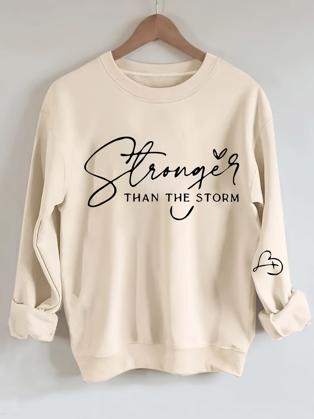 Stylish Plus Size Letter Print Crew Neck Pullover Sweatshirt - Women's Plus Size Clothing for Fall & Winter - Soft, Casual, Long Sleeve, Comfortable, and Cozy Fleece Sweatshirt for Curvy Women