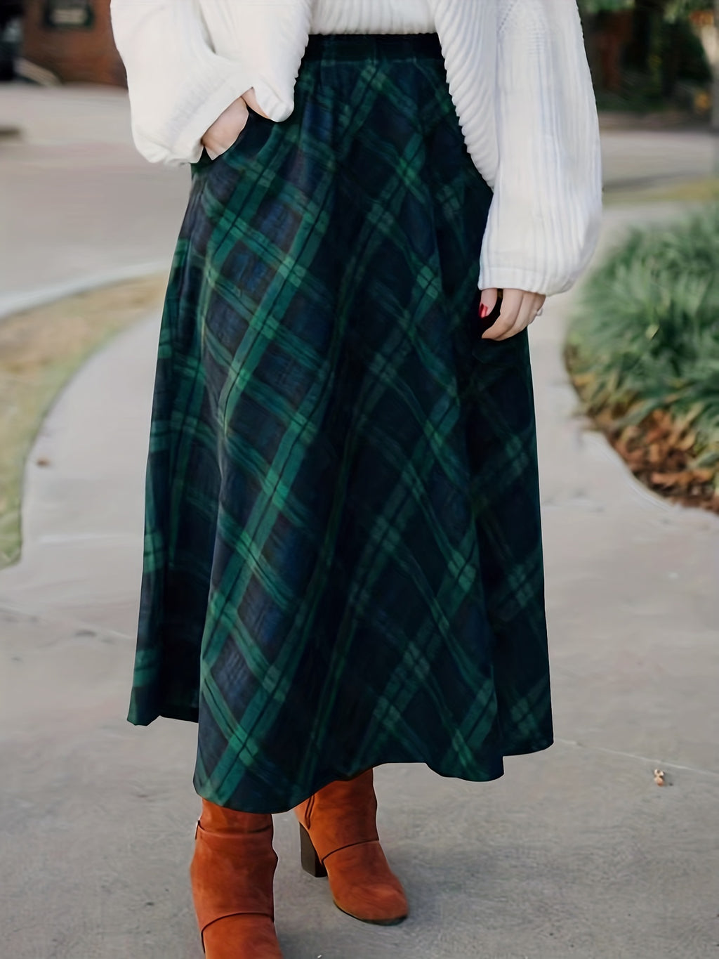 Plus Size Casual Skirt, Women's Plus Plaid Print Elastic High Rise Slight Stretch A-line Maxi Skirt With Pockets