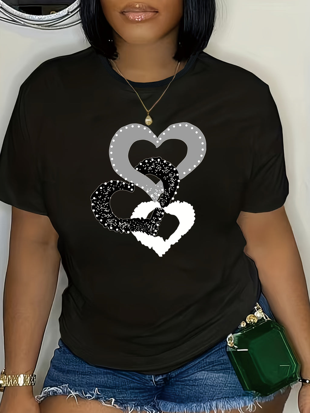 Plus Size Heart Print T-Shirt, Casual Crew Neck Short Sleeve T-Shirt, Women's Plus Size Clothing